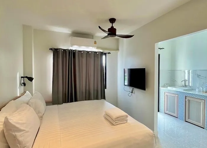 Calamint Residence Hotel