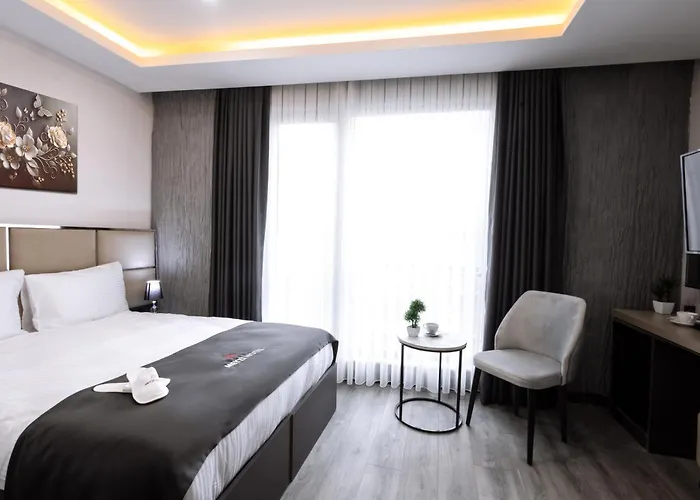 Meyzi Hotel