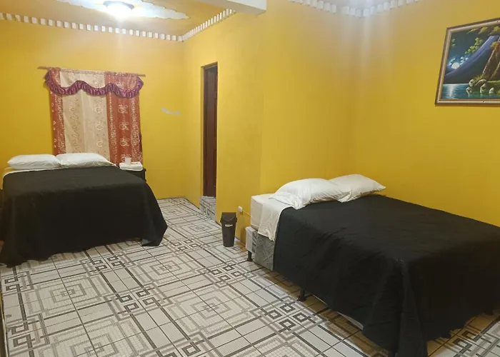 Hotel Golden Inn