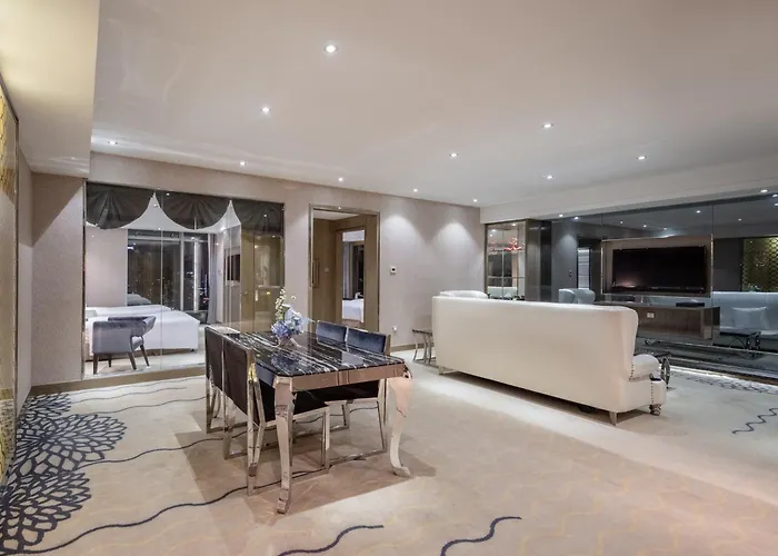 Suning Universal Hotel All-Suites