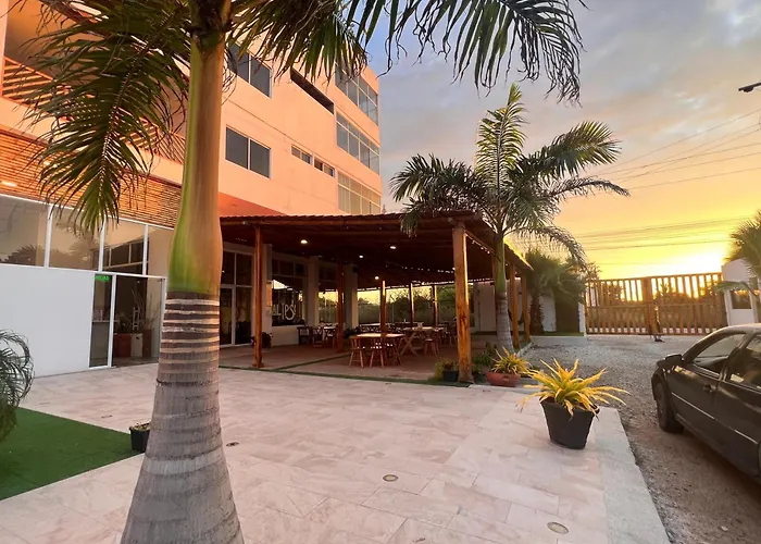 Ohana Beach Hotel