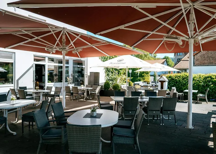 Hotel & Restaurant Kronenhof Am Weser-Radweg