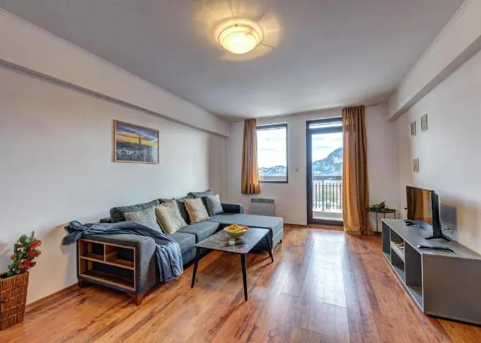Silver Hills Rooms & Apartments With Free Parking
