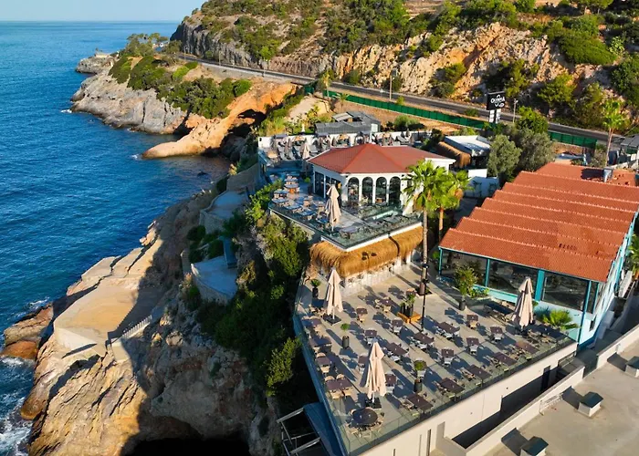 Ada Port Hotel Adults Only