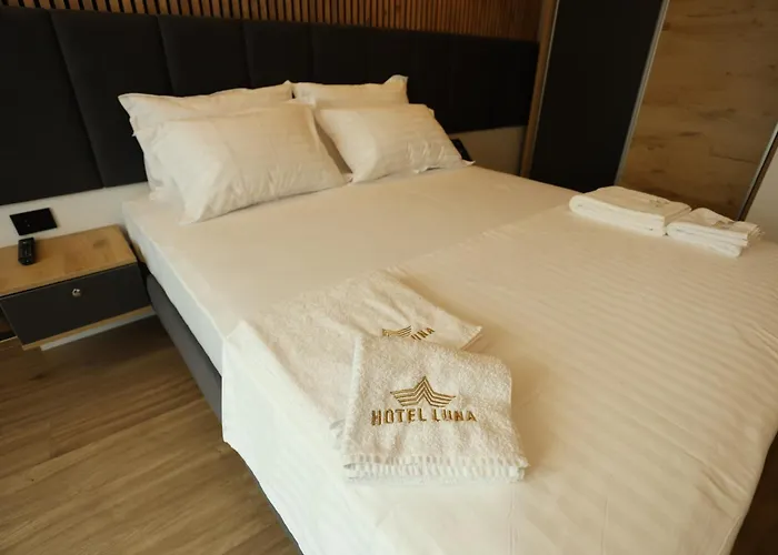Hotel Luna