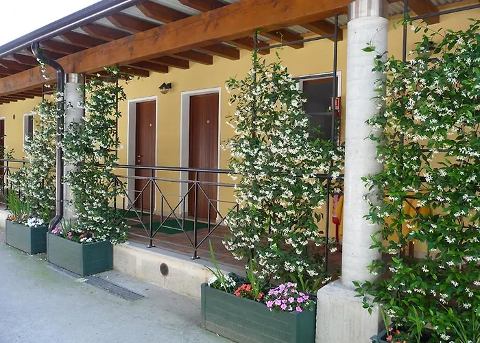 Gelindo Dei Magredi Casa Gialla