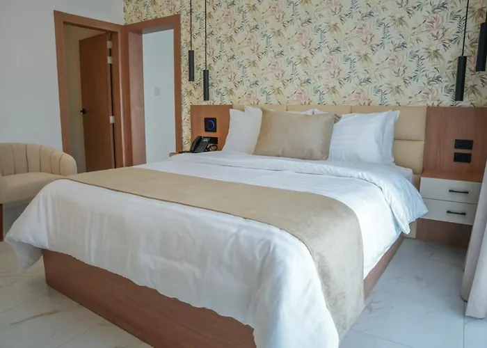 Noea Hotel