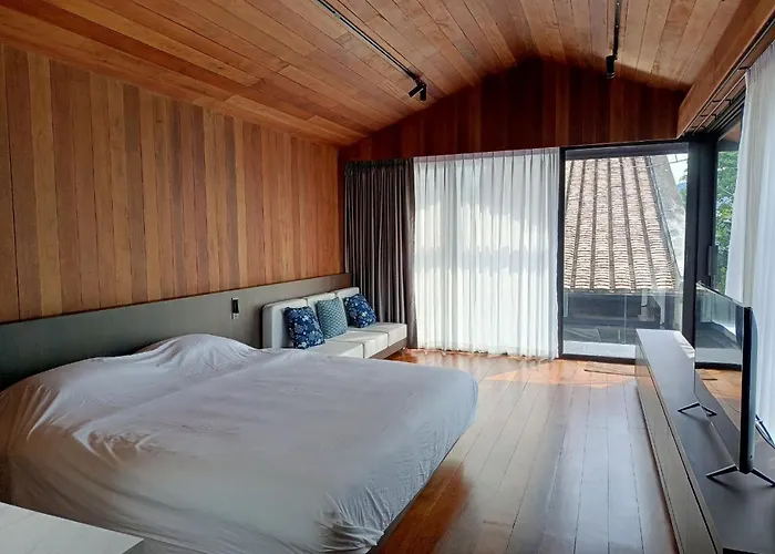 Kluenngam Cafe & Stay