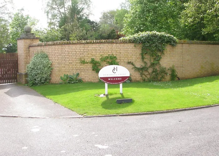 Hemswell Court