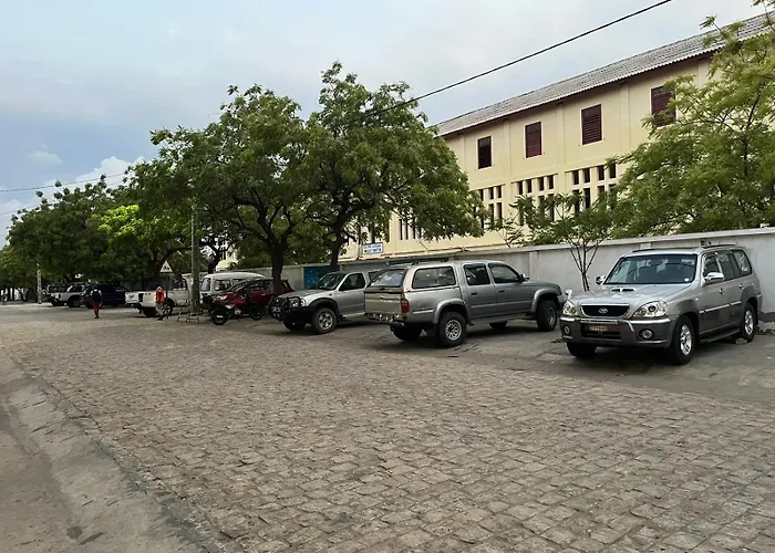 Hotel Menabe & Restaurant
