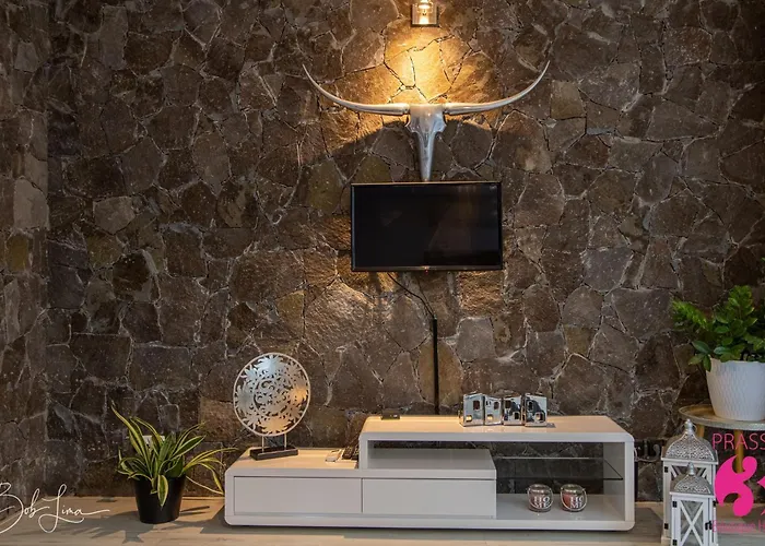 Prassa 3 Boutique Hotel