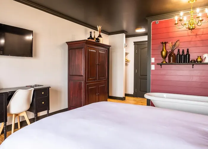 Malia Spa And Resort Inc