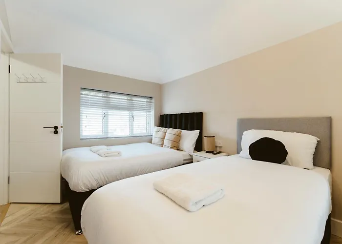 West Drayton Self Contained Studios