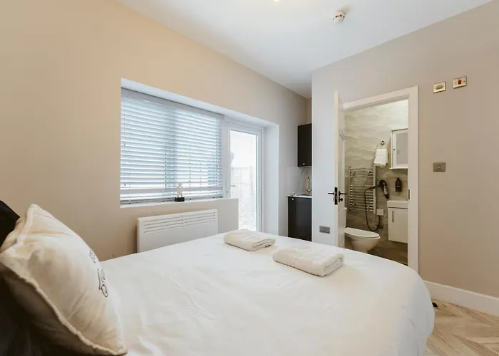 West Drayton Self Contained Studios
