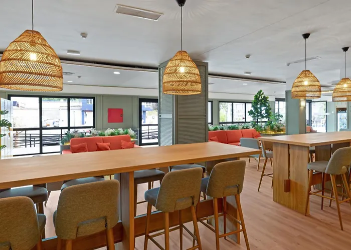 B&B HOTELS Donostia San Sebastián Aeropuerto