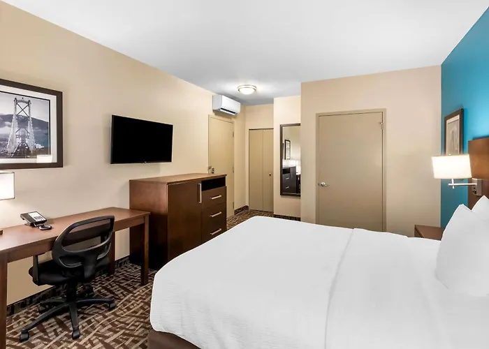 Best Western Plus Hotel Montreal