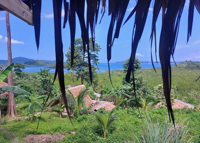Jungle Bar Resto & Cottages