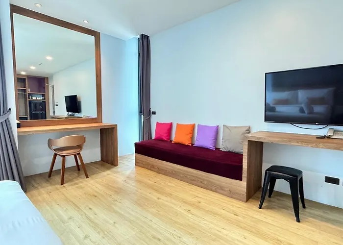 Chaweng Villawee Hotel