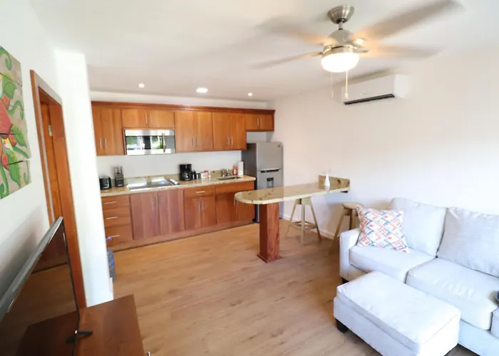 New One Bedroom Suite West Bay Roatan - Number 6
