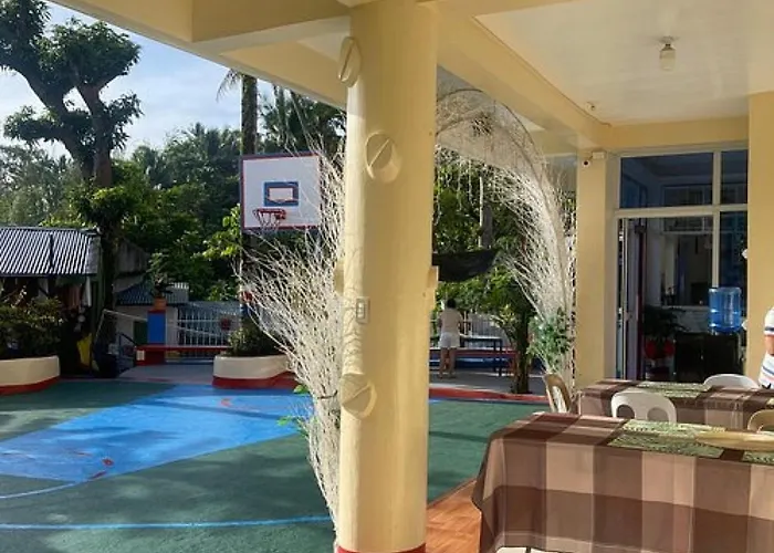 Reddoorz At S And L Apartelle Daraga Albay
