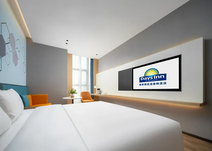 Days Inn By Wyndham Zhuhai Gongbei Port