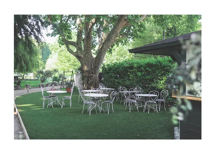 Hotel Restaurant du Parc en Bord de Rivière