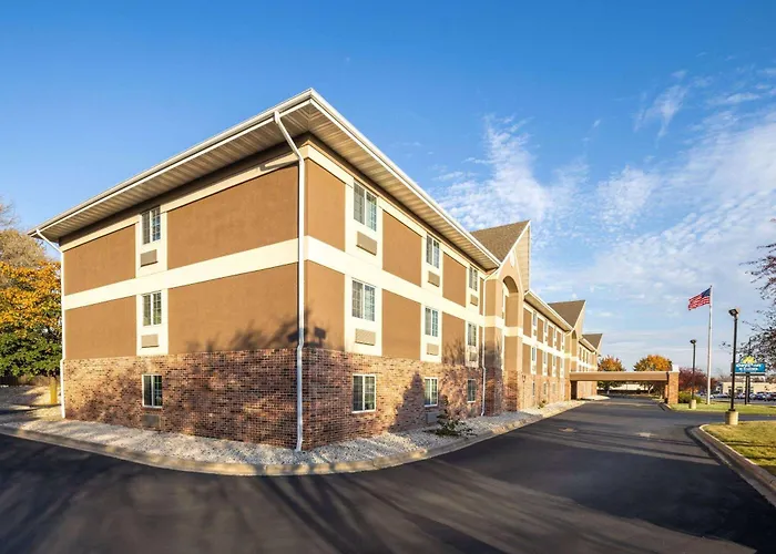 Days Inn & Suites By Wyndham Green Bay Wi