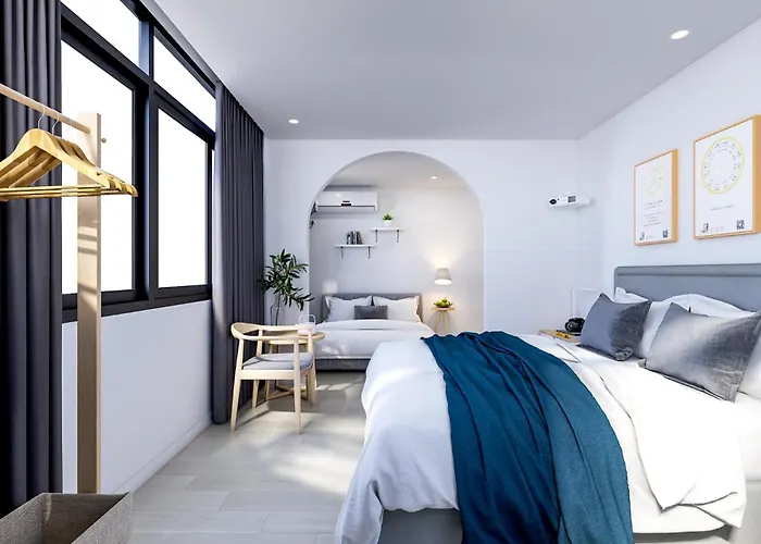 Xiamen 12 Seaside Hotel - Beach-Adjacent About A 3-Minute Walk& English Service & Luggage Storage Service & Freshly Brewed Coffee & Convenient Payment & Pick-Up&Drop-Off Service & 24-Hour Check-In & Exhibition&Conference Center & Huandao Road