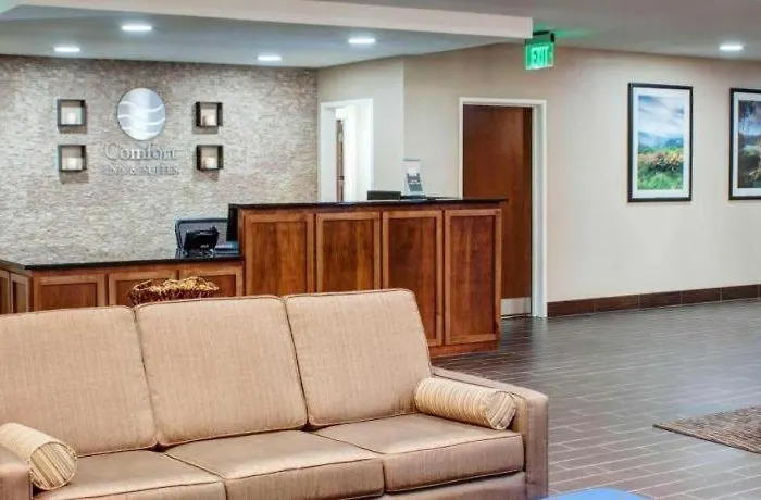 Comfort Inn & Suites