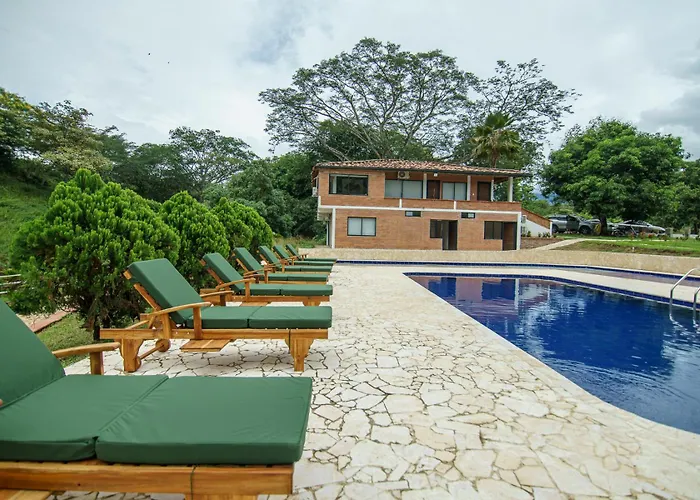 Tres Lagos Hotel