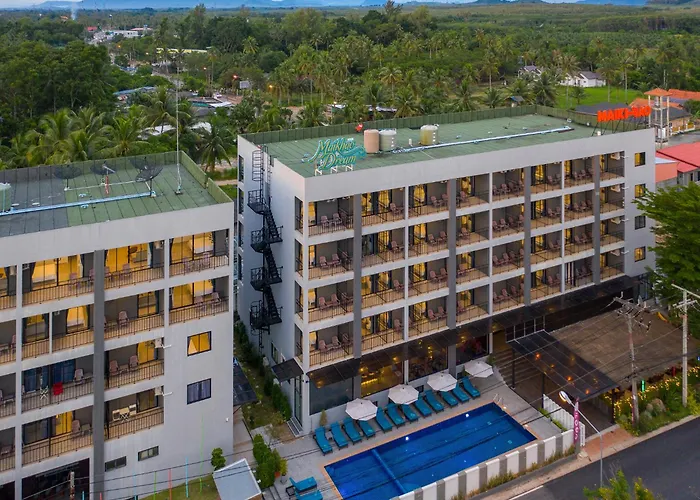 Maikhao Hotel, Phuket