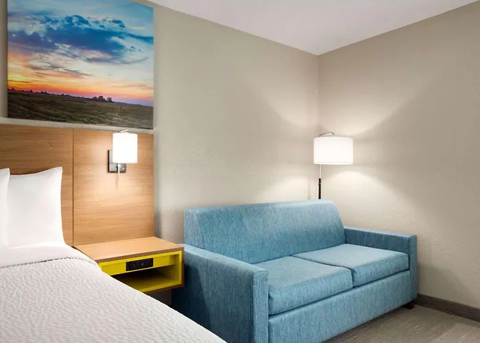Days Inn By Wyndham Hillsboro