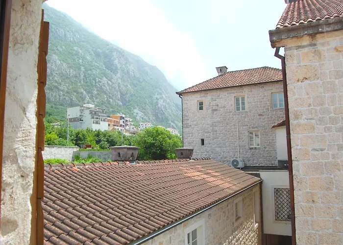 Hotel Sara