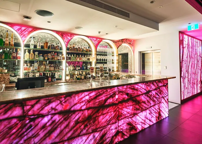 The Motley Hotel Melbourne, Tapestry Collection By Hilton
