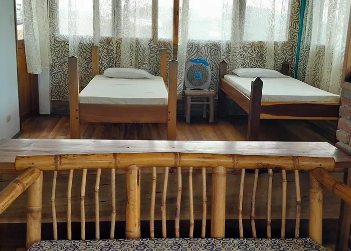 Hotel Boutique Hurvinek Montanita