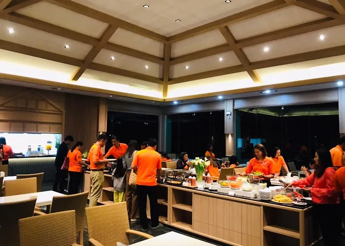 Mayflower Grande Suite Hotel