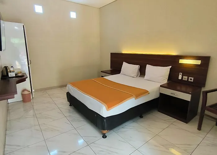 New Bandengan Beach Hotel