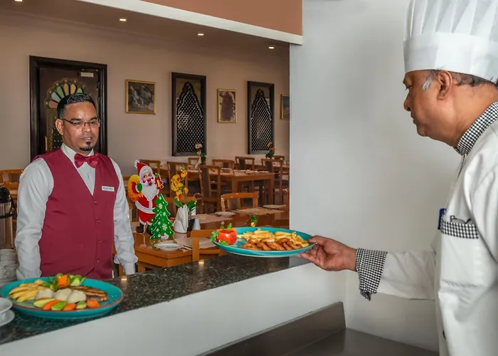 Falaj Daris Hotel