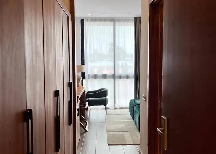 Hotel Caleyma