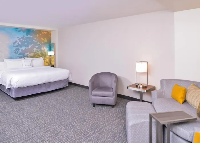 Courtyard By Marriott Columbus Grove City