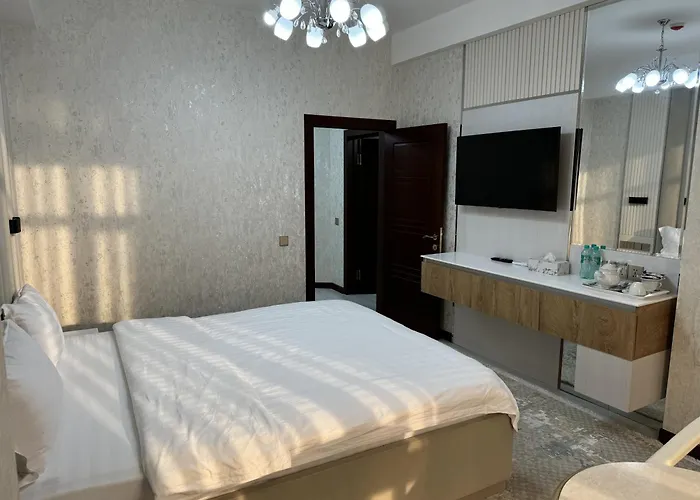 Aram Baland Hotel