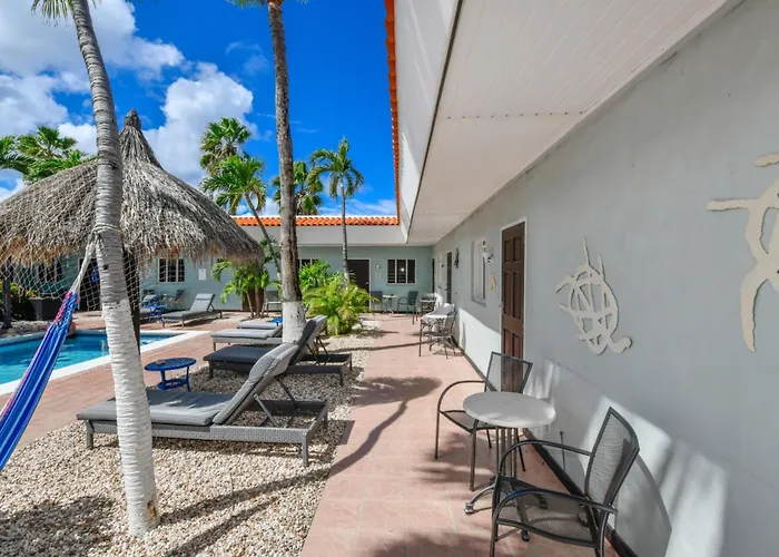 Arubiana Inn Hotel