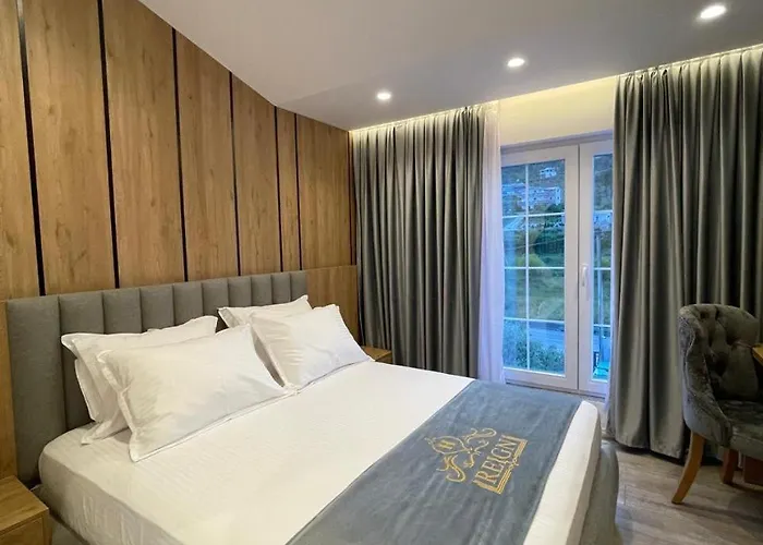 Reign Hotel