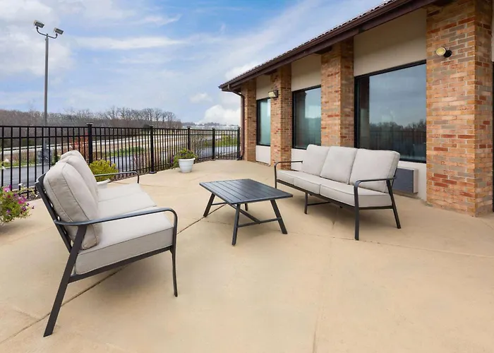 Baymont By Wyndham Warrenton