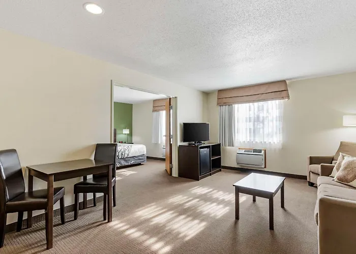Sleep Inn & Suites Charles City