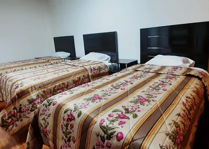 Hotel Reyna