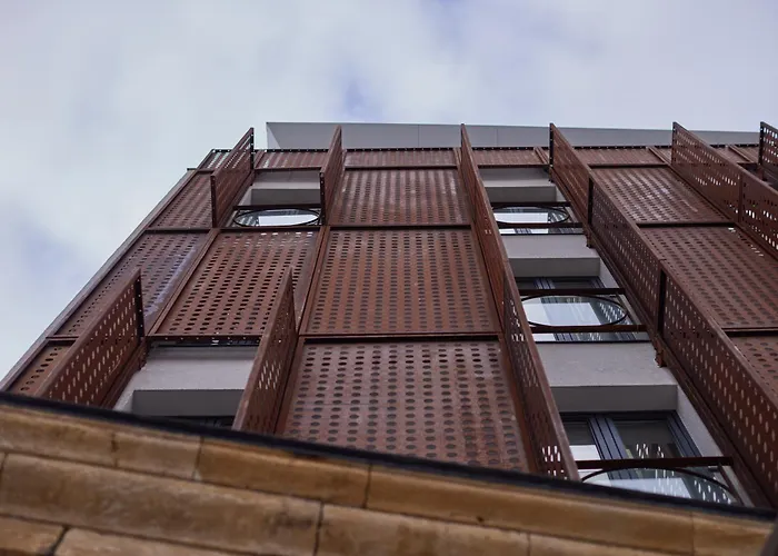 Bizarre Boutique Hotel
