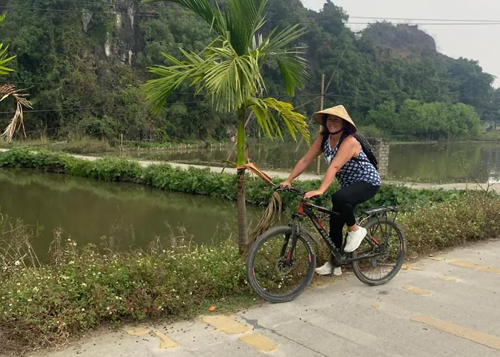 Tam Coc Lotus Flower Homestay