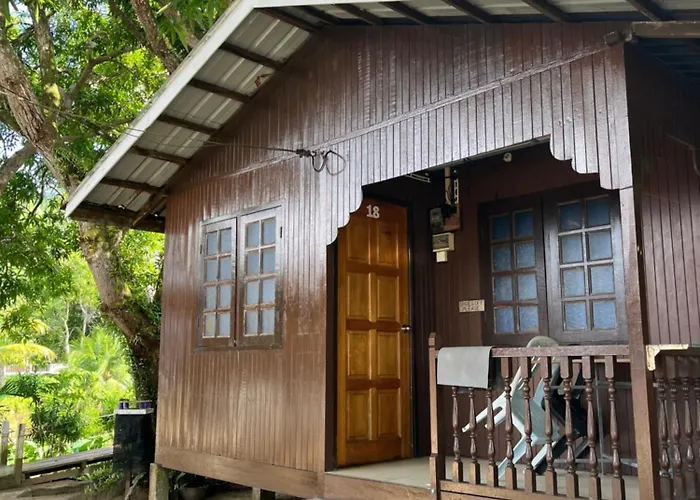 Sri Sentosa Chalet