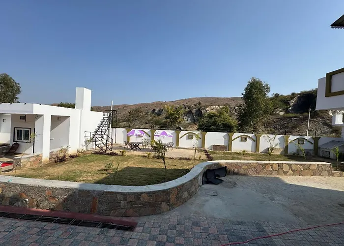 Mahua Monks -Villa Resort Udaipur